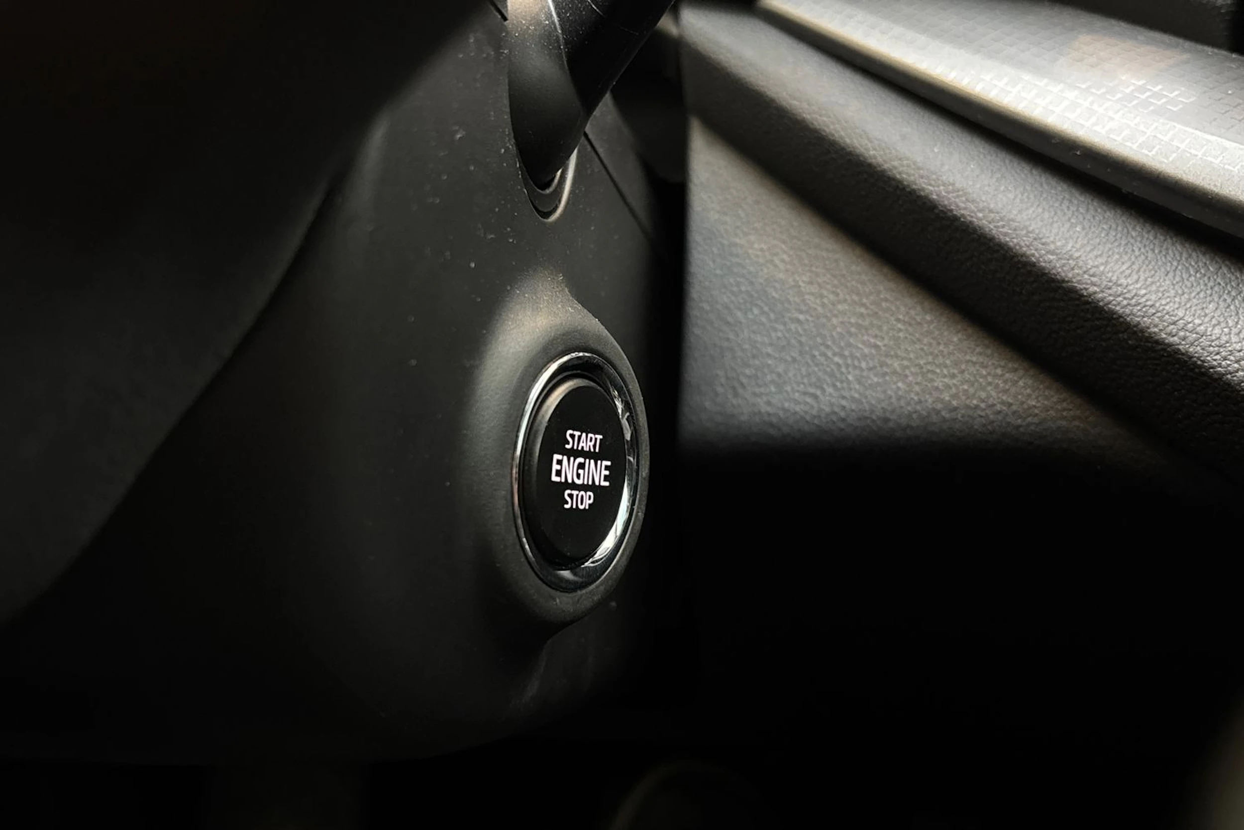 valkoinen Skoda Octavia 2021 kuva 18.