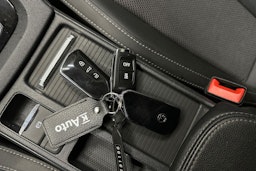 valkoinen Skoda Octavia 2021 kuva 24.