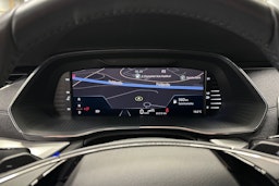 valkoinen Skoda Octavia 2021 kuva 25.