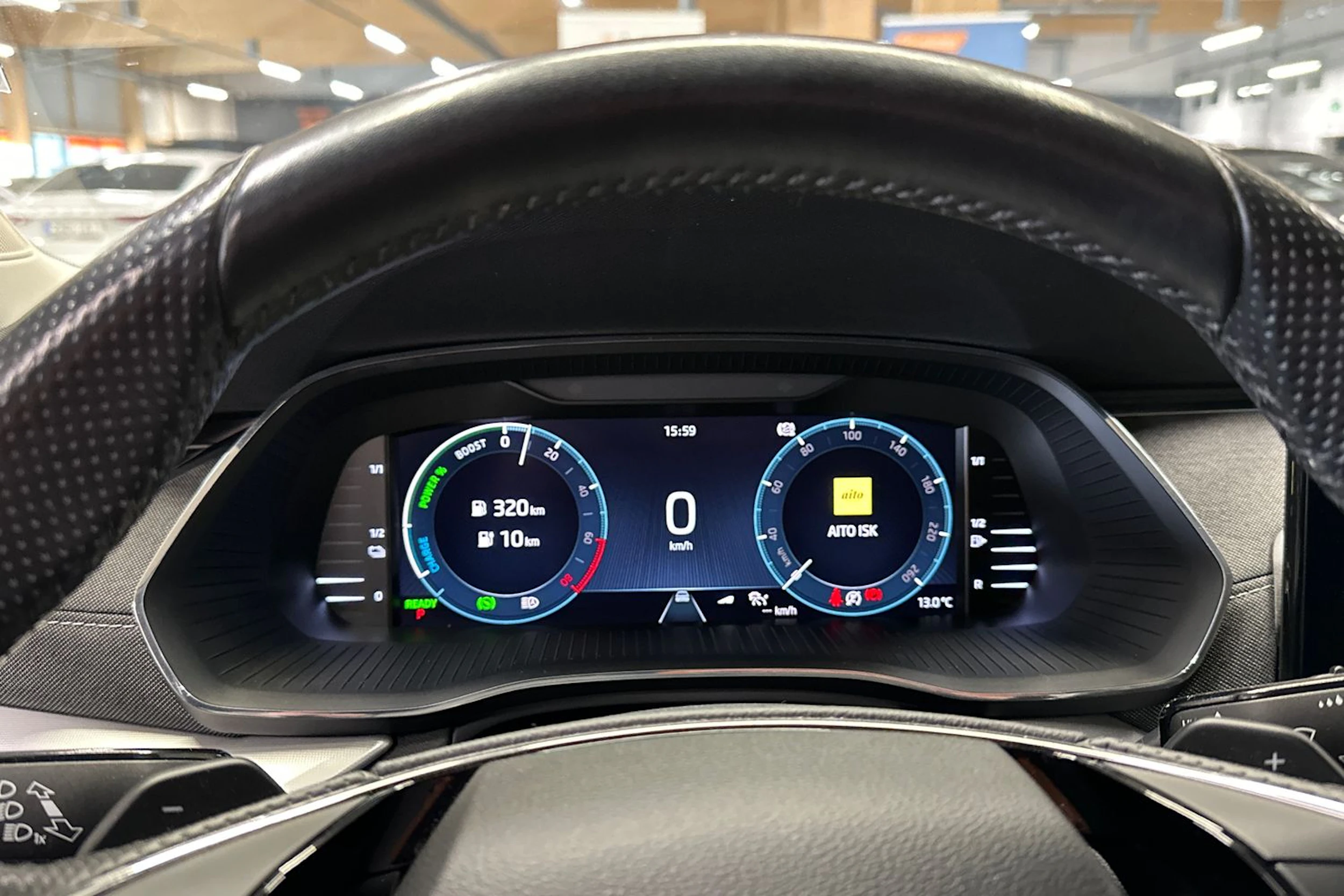 valkoinen Skoda Octavia 2021 kuva 22.