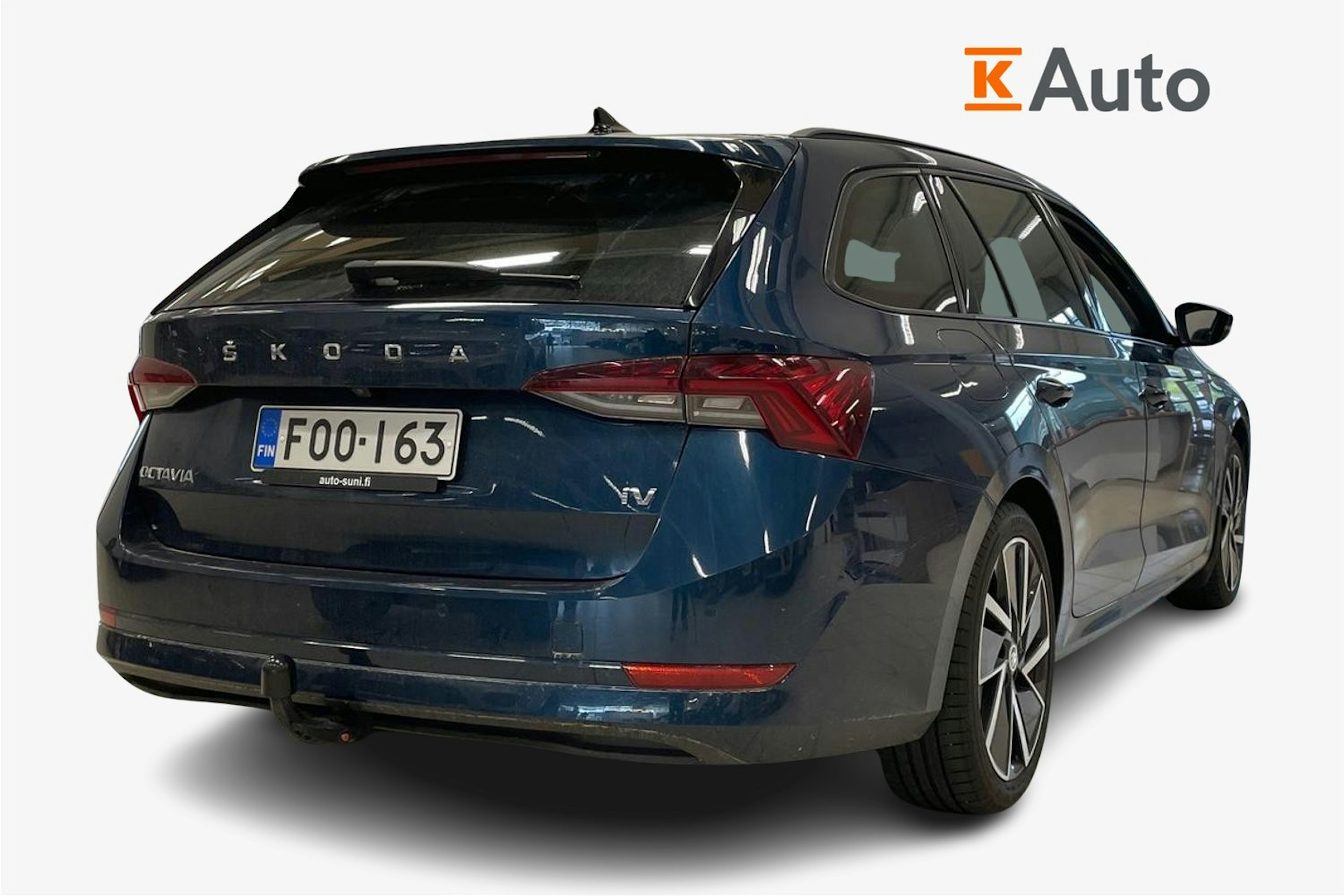 sininen Skoda Octavia 2021 kuva 2.