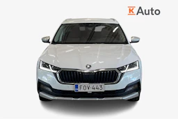 valkoinen Skoda Octavia 2022 kuva 4.