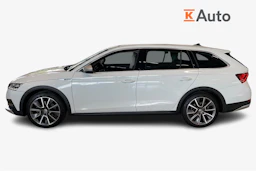 valkoinen Skoda Octavia 2022 kuva 5.