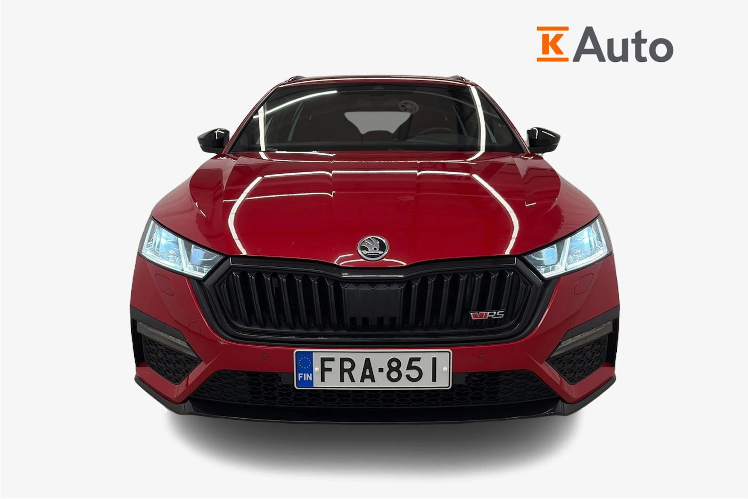 punainen Skoda Octavia 2021 kuva 4.