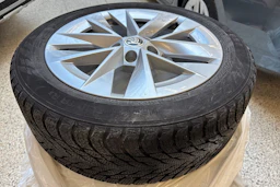 harmaa Skoda Octavia 2021 kuva 15.