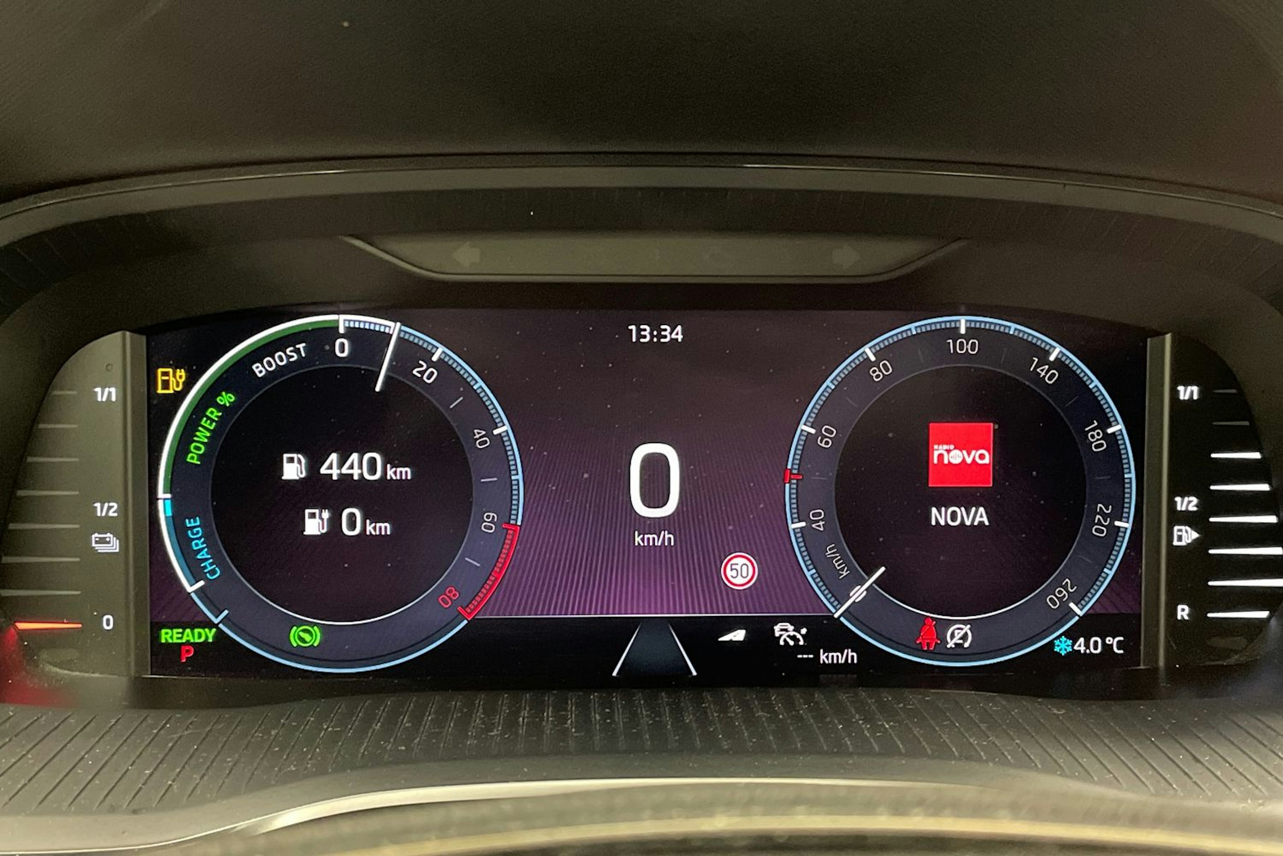 met. musta Skoda Octavia 2021 kuva 13.