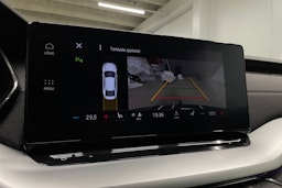 met. musta Skoda Octavia 2021 kuva 20.