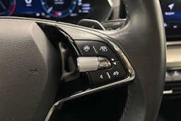 valkoinen Skoda Octavia 2021 kuva 17.