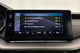 valkoinen Skoda Octavia 2021 kuva 20.