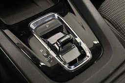valkoinen Skoda Octavia 2021 kuva 24.
