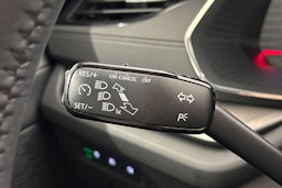 valkoinen Skoda Octavia 2021 kuva 27.