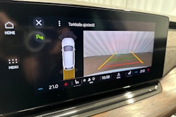 valkoinen Skoda Octavia 2021 kuva 19.