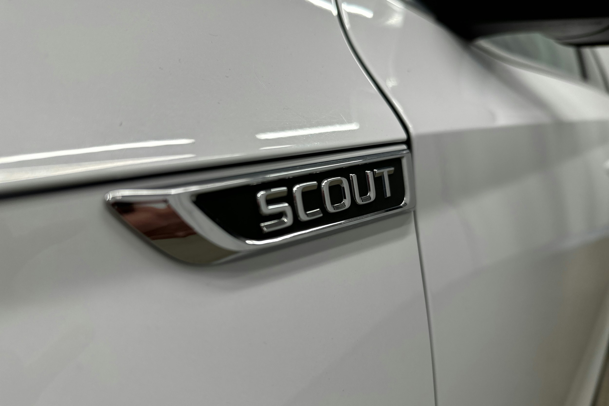 valkoinen Skoda Octavia 2021 kuva 26.