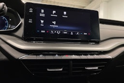 sininen Skoda Octavia 2021 kuva 15.