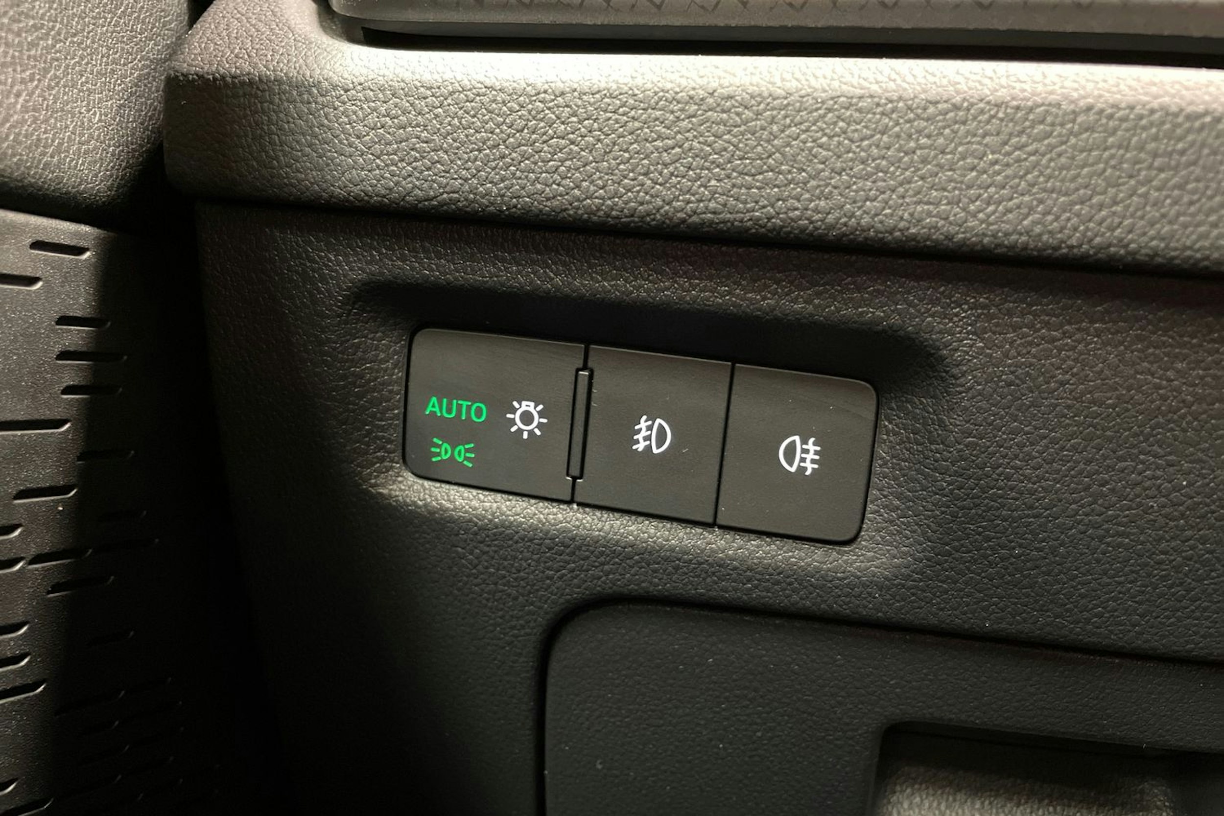 sininen Skoda Octavia 2021 kuva 21.