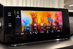 punainen Skoda Octavia 2021 kuva 25.