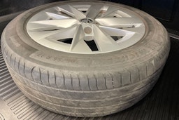 valkoinen Skoda Octavia 2021 kuva 14.