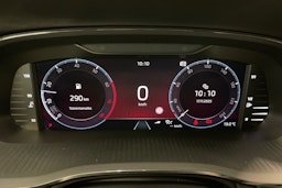 valkoinen Skoda Octavia 2021 kuva 25.