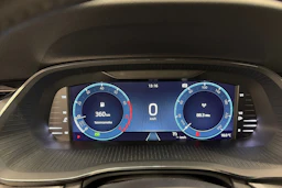 sininen Skoda Octavia 2021 kuva 17.