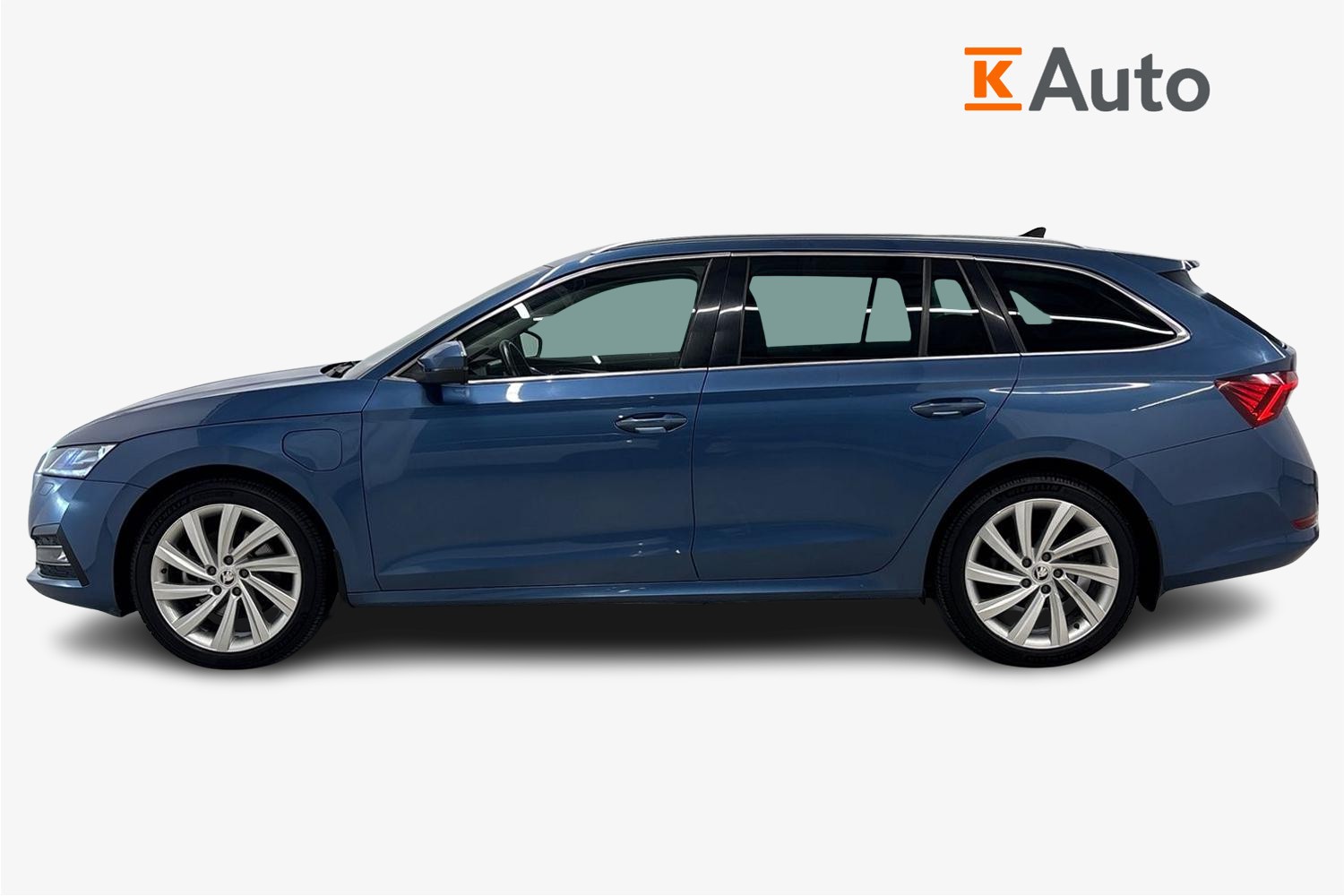 Skoda Octavia 2021, photo 5/11
