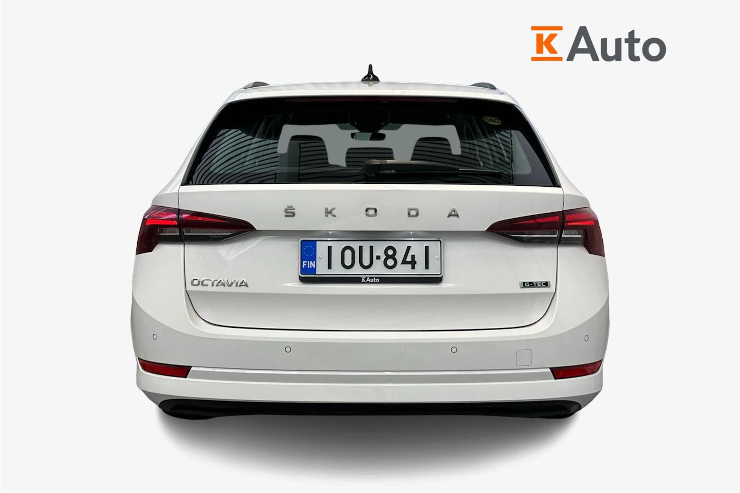 valkoinen Skoda Octavia 2021 kuva 4.