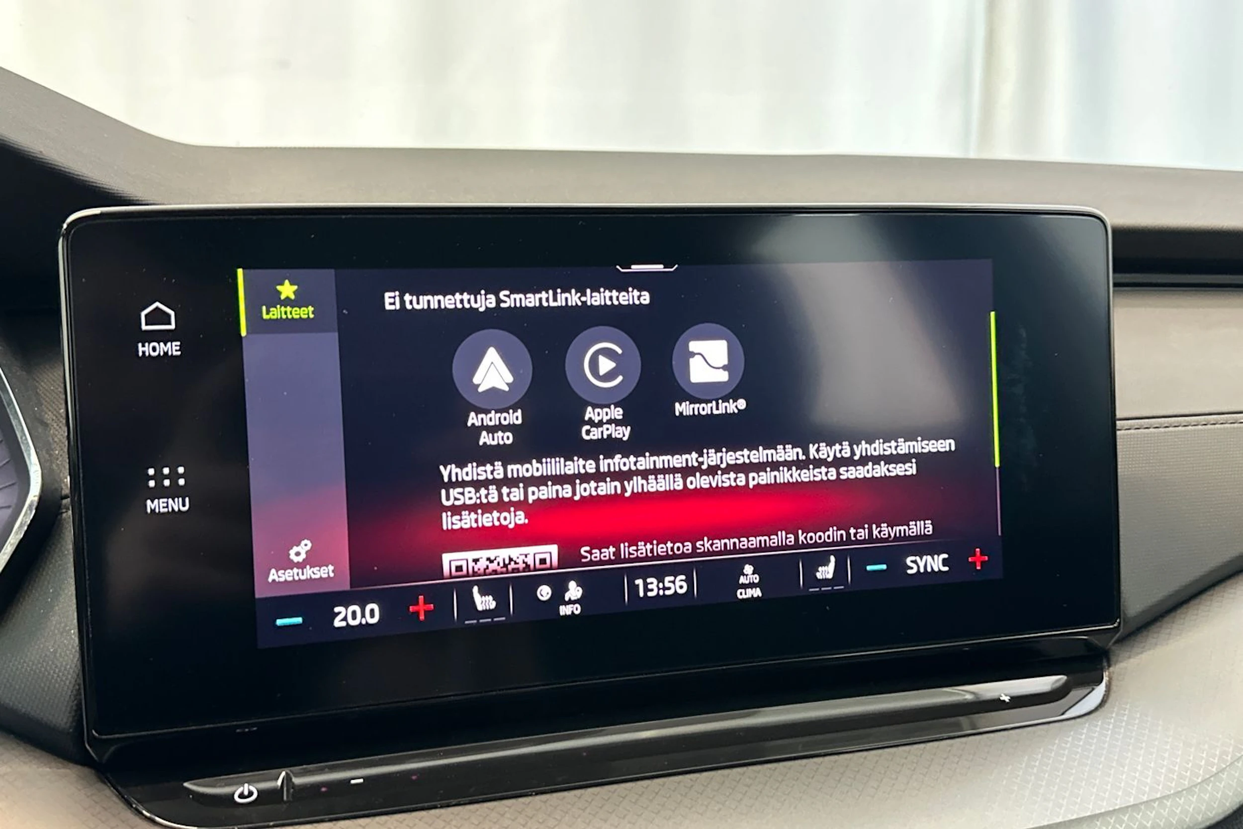 valkoinen Skoda Octavia 2021 kuva 25.
