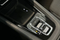 valkoinen Skoda Octavia 2021 kuva 28.