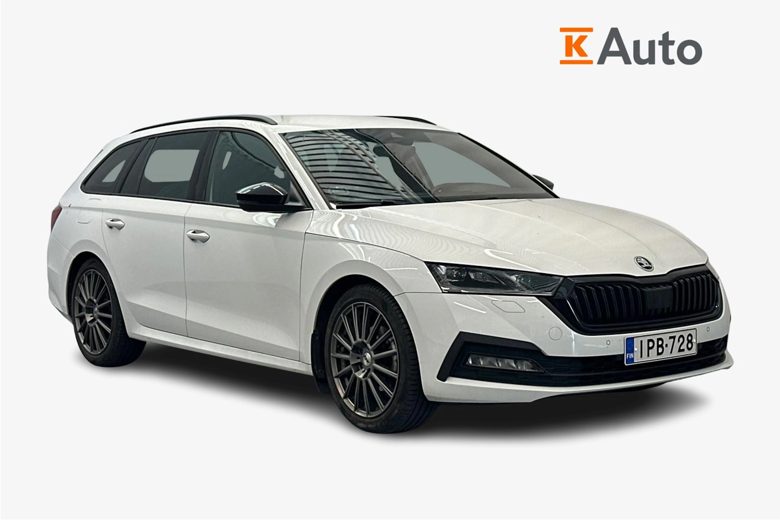 valkoinen Skoda Octavia 2021 kuva 1.
