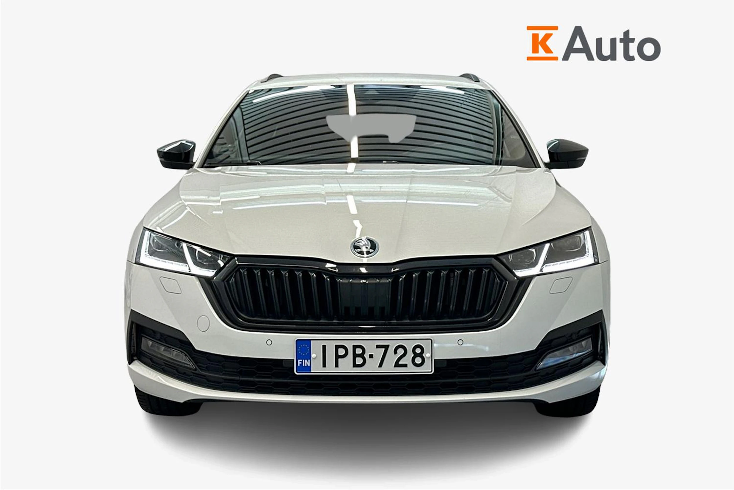 valkoinen Skoda Octavia 2022 kuva 4.