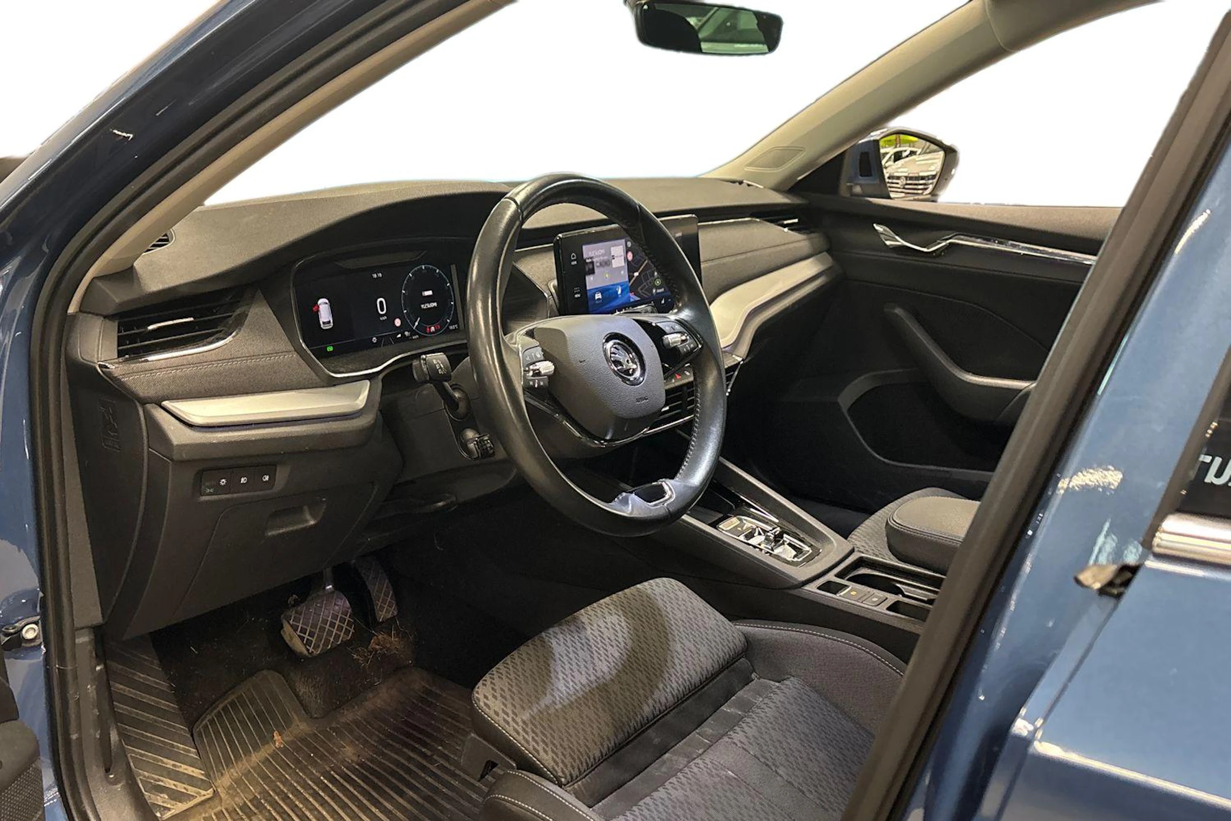 met. sininen Skoda Octavia 2021 kuva 3.