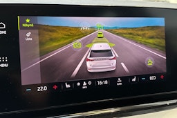 punainen Skoda Octavia 2021 kuva 25.