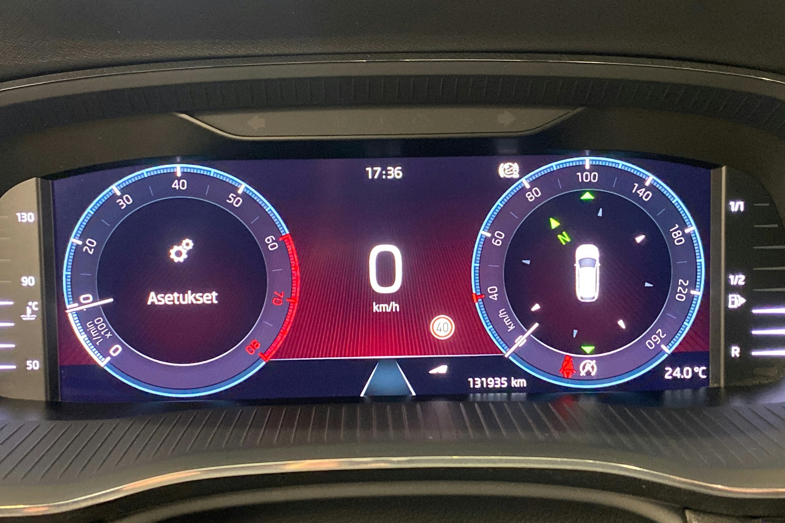 sininen Skoda Octavia 2021 kuva 21.
