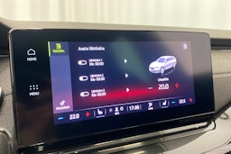 sininen Skoda Octavia 2021 kuva 28.