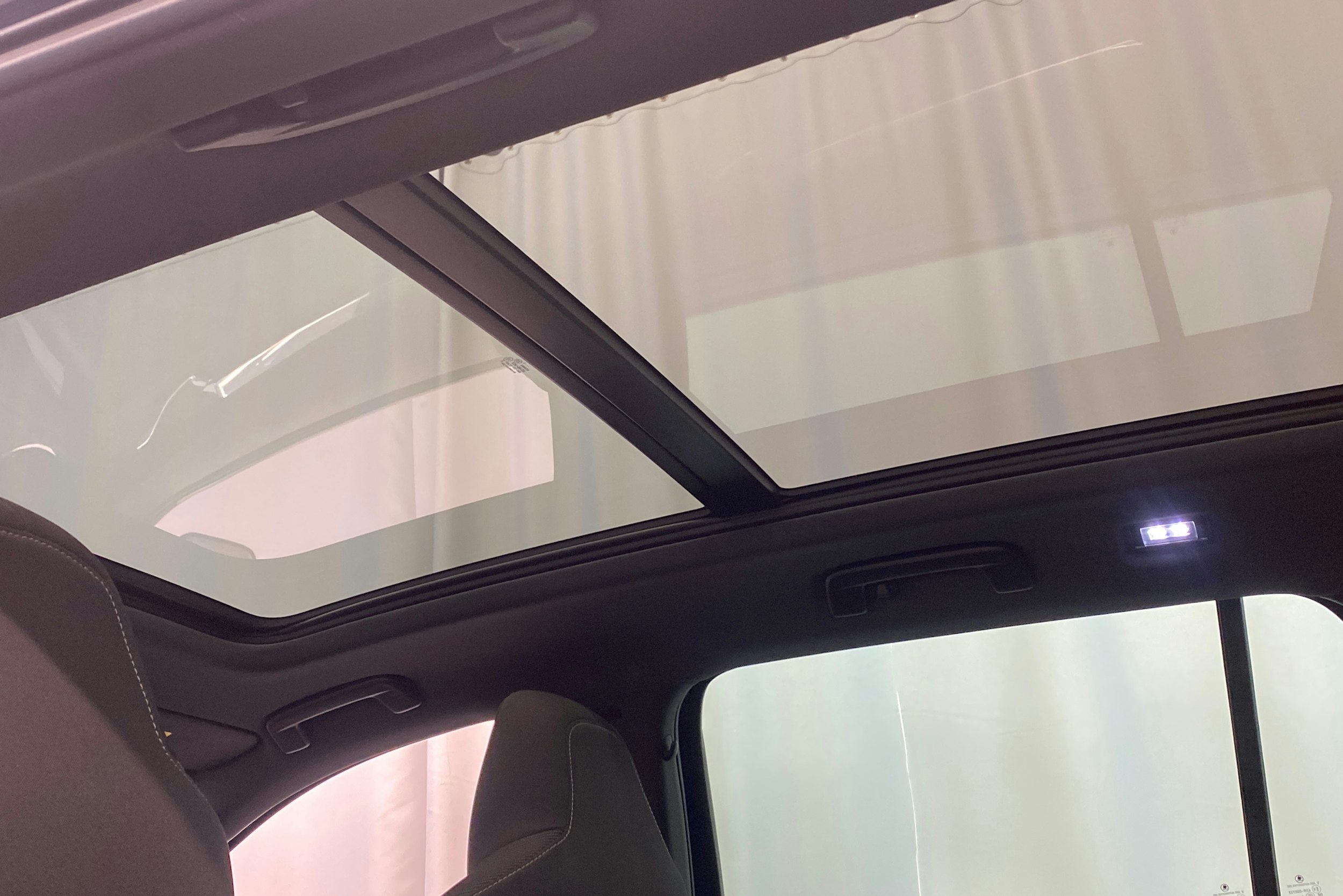 sininen Skoda Octavia 2021 kuva 34.