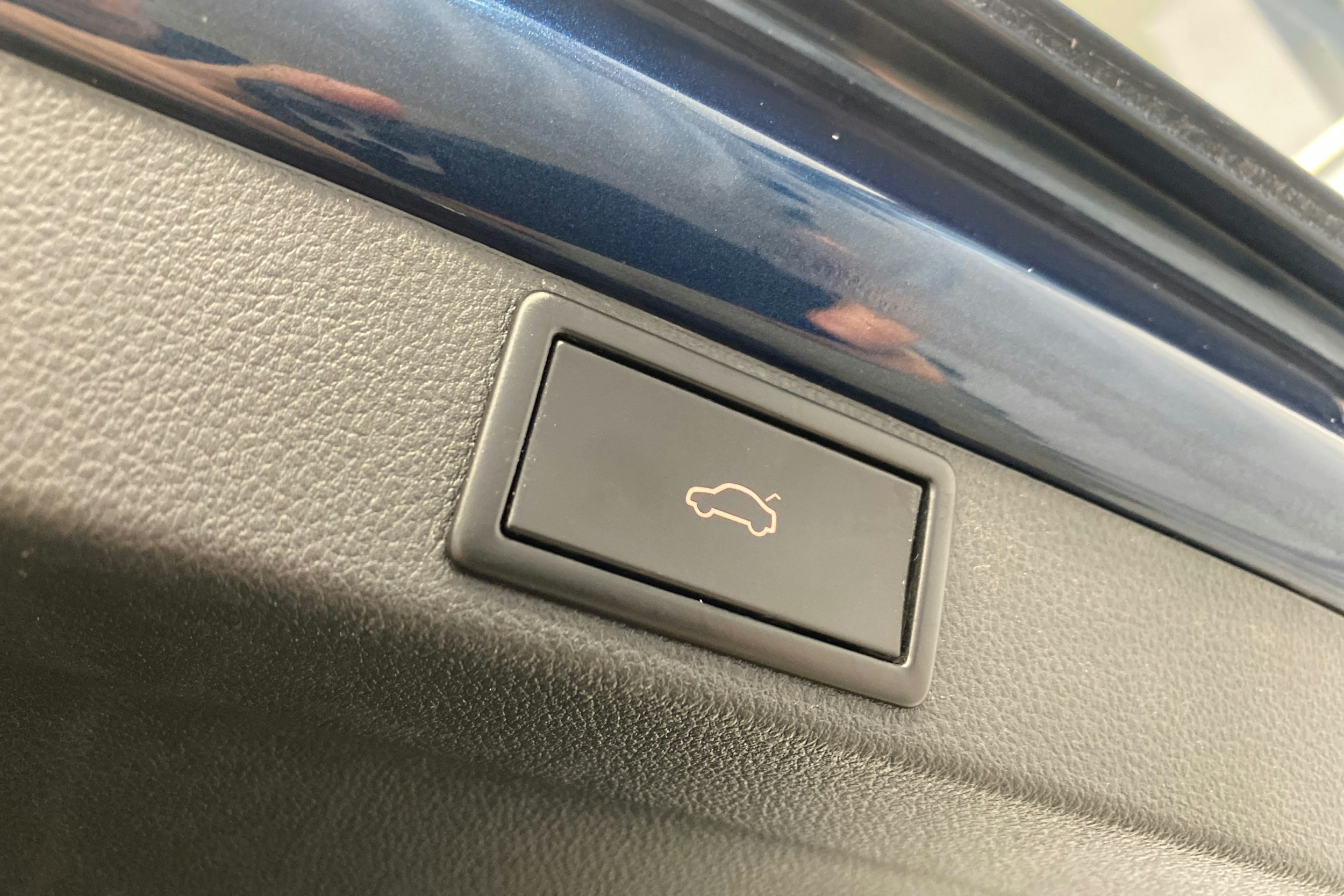 sininen Skoda Octavia 2021 kuva 36.
