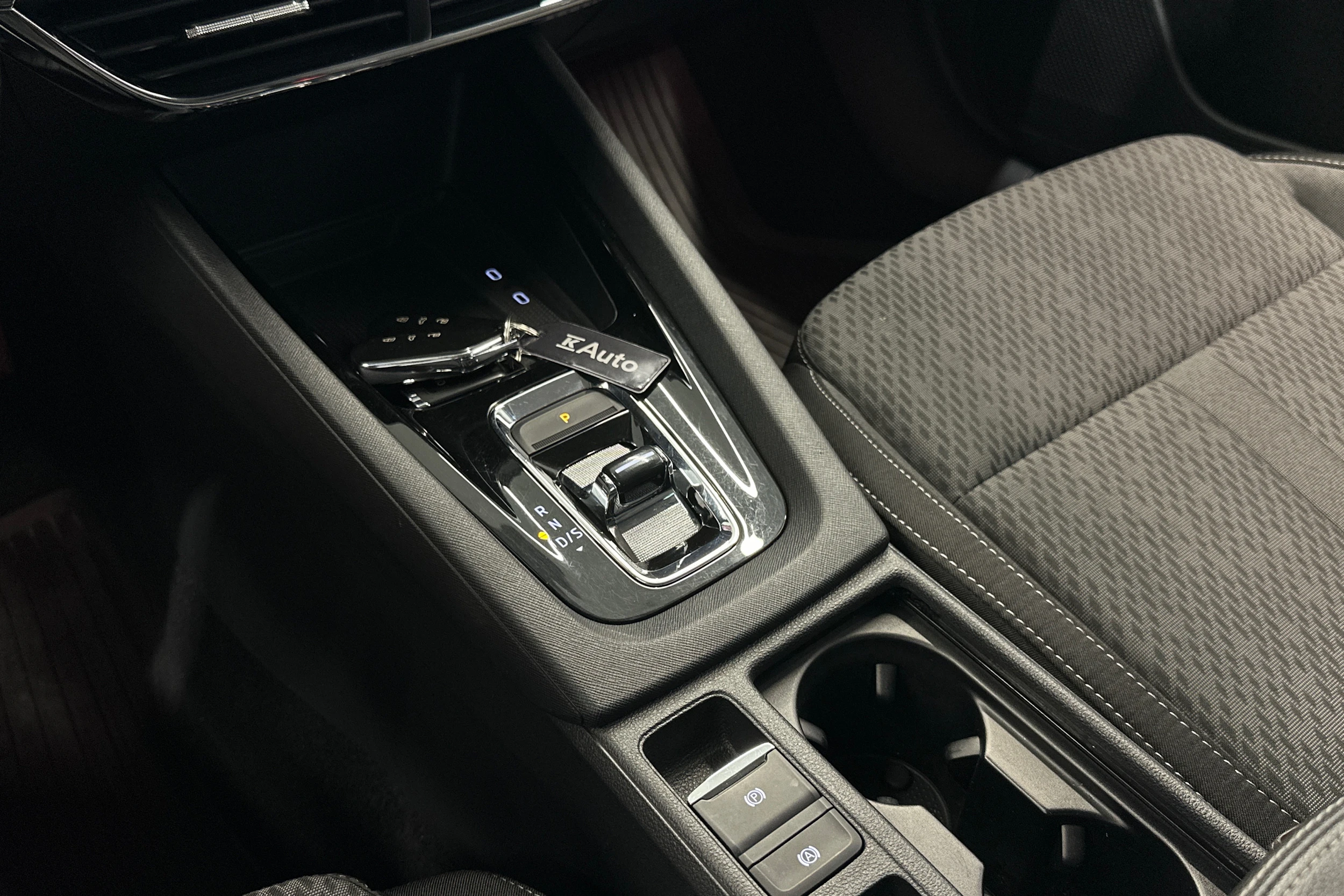 musta Skoda Octavia 2021 kuva 23.