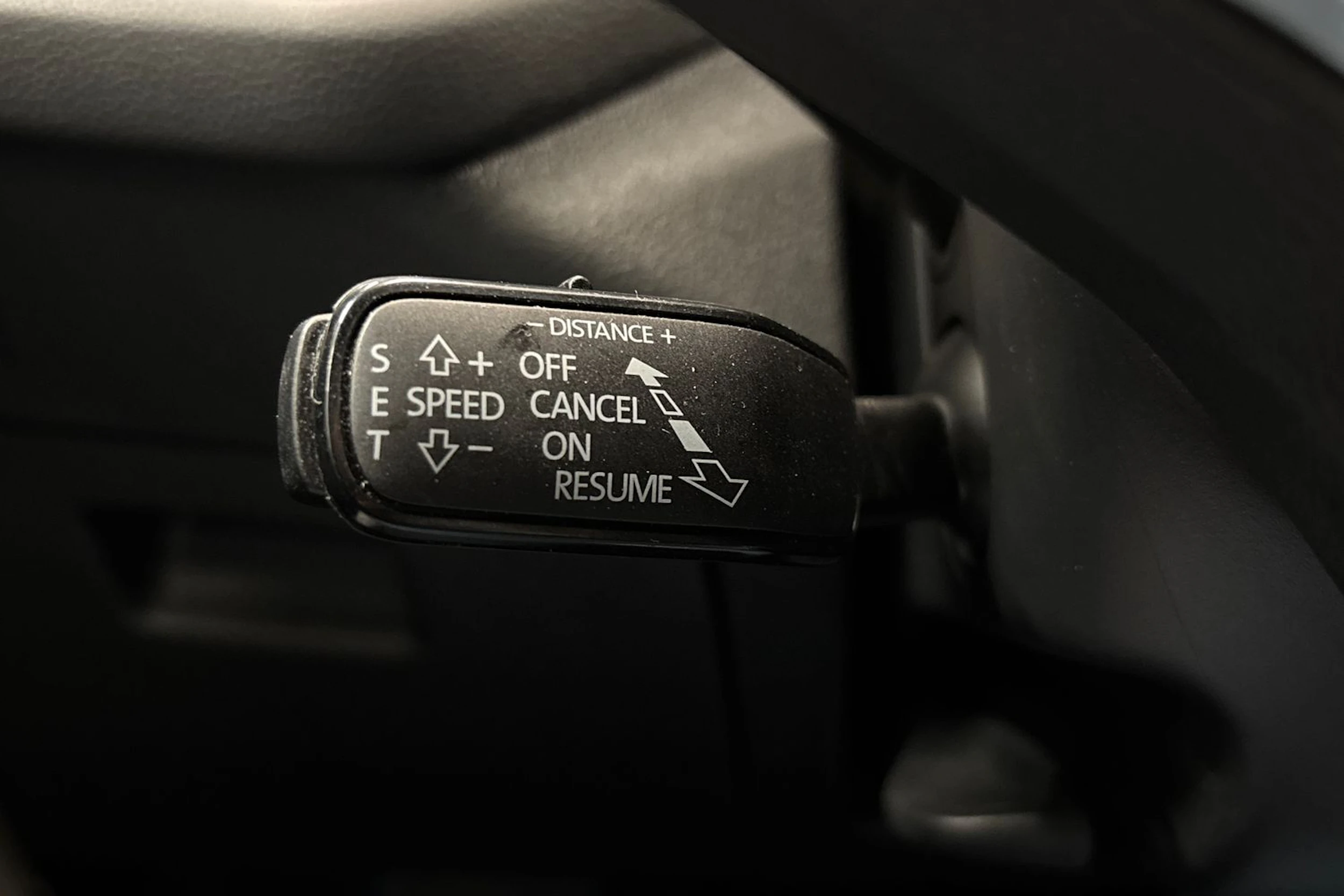 harmaa Skoda Octavia 2021 kuva 19.
