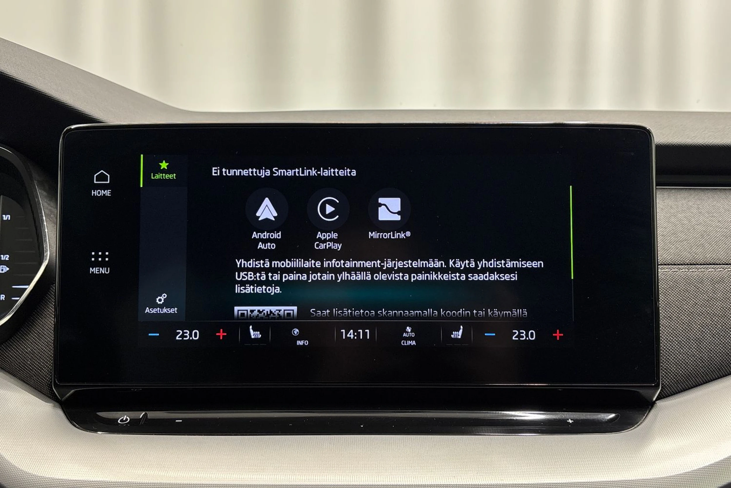 harmaa Skoda Octavia 2021 kuva 23.
