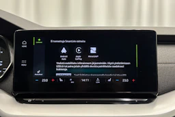harmaa Skoda Octavia 2021 kuva 23.