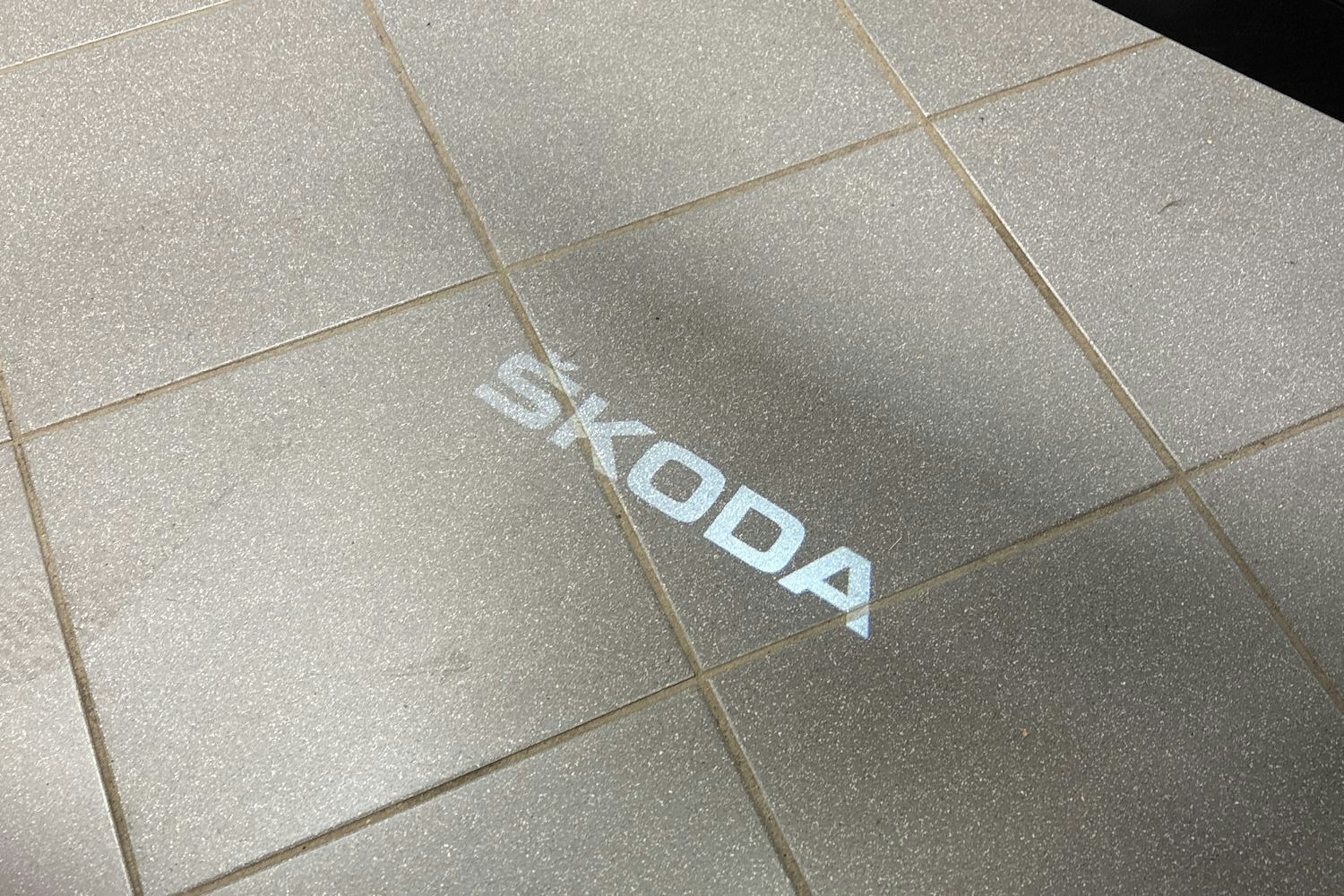 sininen Skoda Octavia 2021 kuva 19.