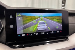 sininen Skoda Octavia 2021 kuva 26.