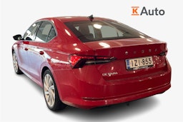 Punainen Skoda OCTAVIA 2021 kuva 2.