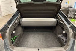 harmaa Skoda Octavia 2021 kuva 14.