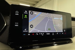 harmaa Skoda Octavia 2021 kuva 20.