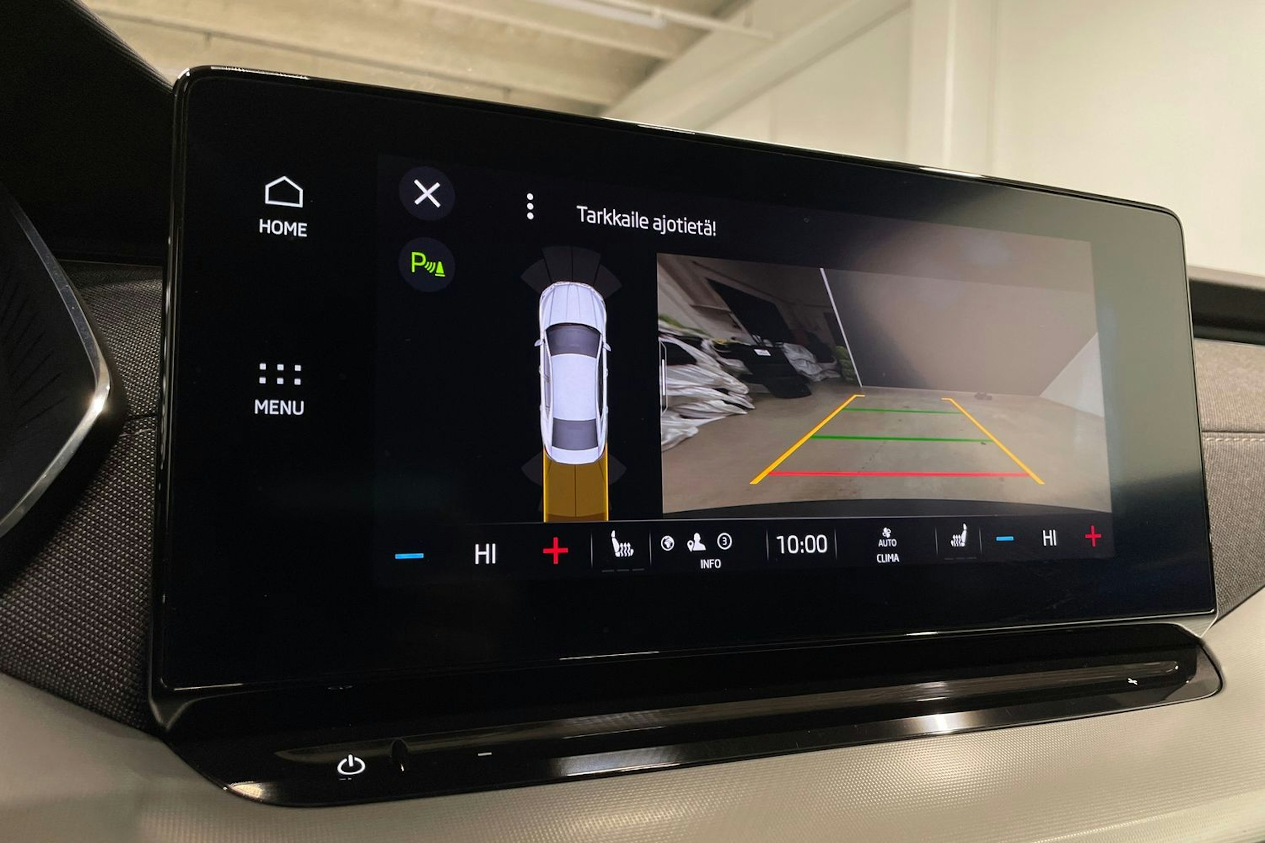 harmaa Skoda Octavia 2021 kuva 21.