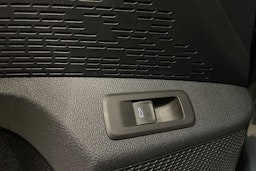 harmaa Skoda Octavia 2021 kuva 28.