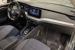 harmaa Skoda Octavia 2021 kuva 31.
