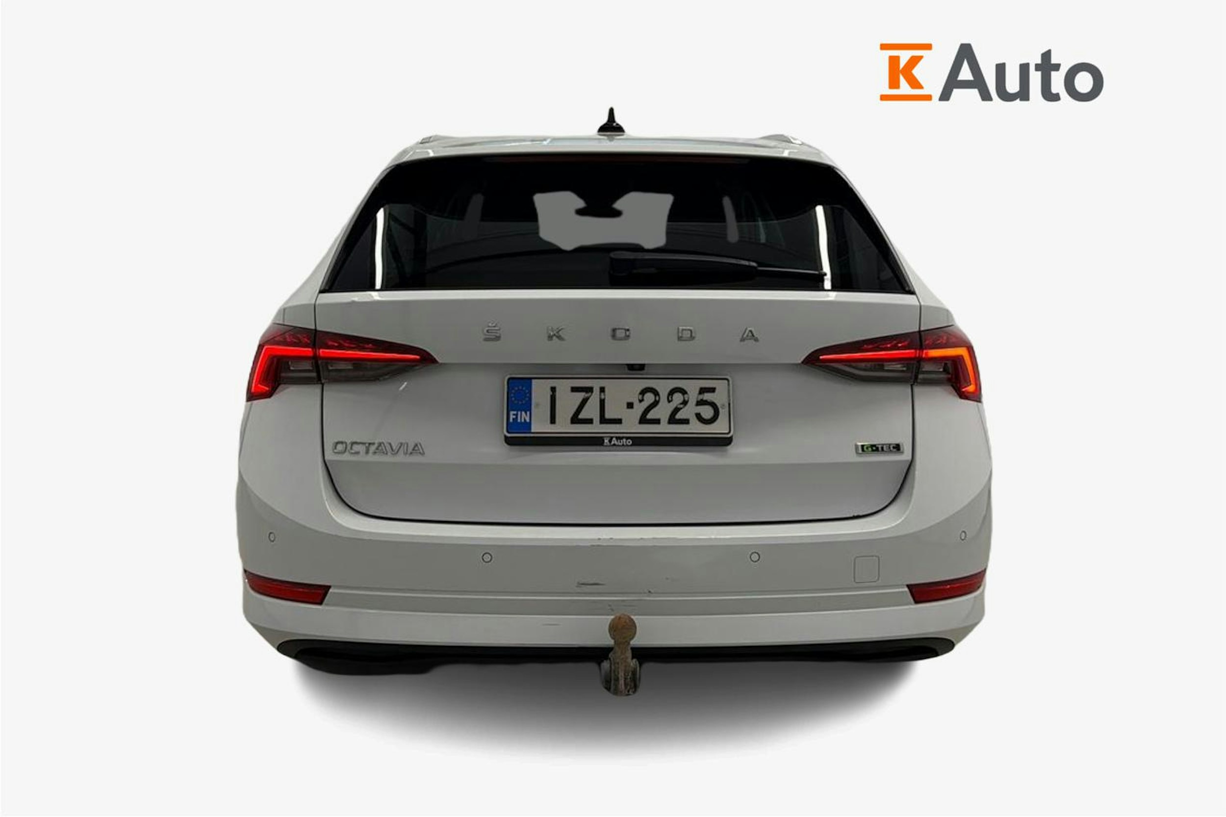 valkoinen Skoda Octavia 2021 kuva 3.