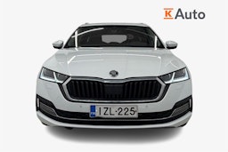 valkoinen Skoda Octavia 2021 kuva 4.