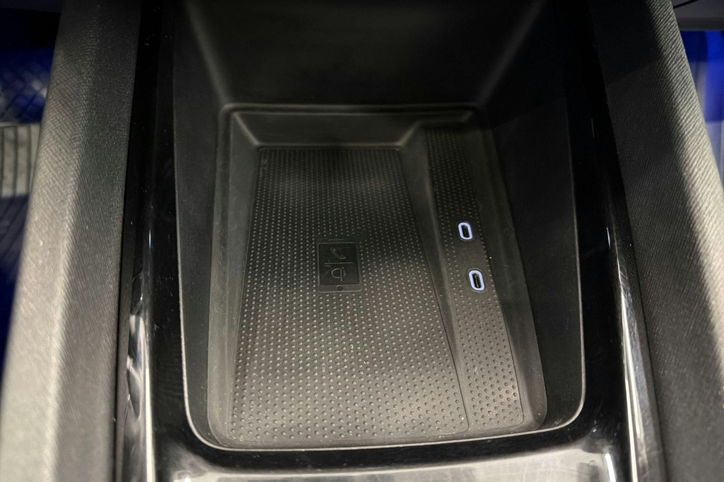 valkoinen Skoda Octavia 2021 kuva 22.